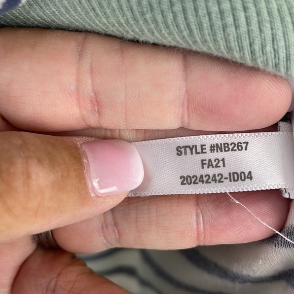 MADEWELL MWL Velour Crewneck Sweatshirt in Stripe Sz M - Picture 5 of 10